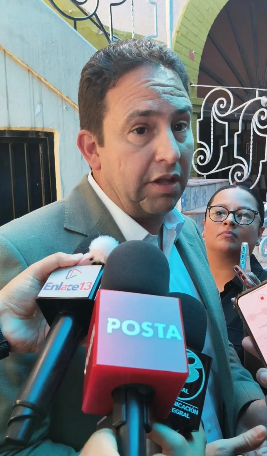 Javier Díaz en entrevista con medios de comunicación en Saltillo / Foto: Marco Juárez 