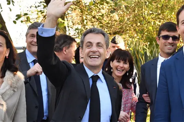 Nicolas Sarkozy, presidente de Francia entre 2007 y 2012, ingresa a prisión en París