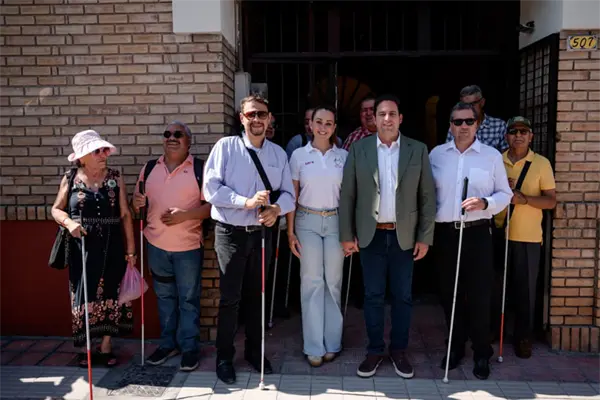 Javier Díaz refuerza inclusión y movilidad en Saltillo con piso podotáctil
