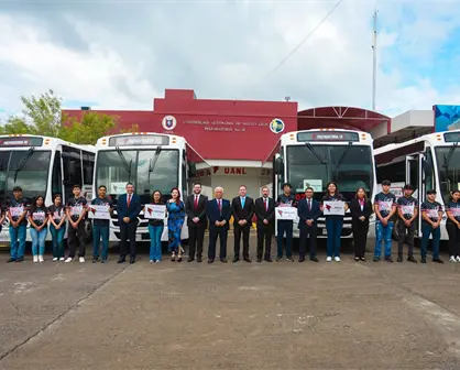 UANL mejora movilidad estudiantil en el Valle de las Salinas con transporte gratuito
