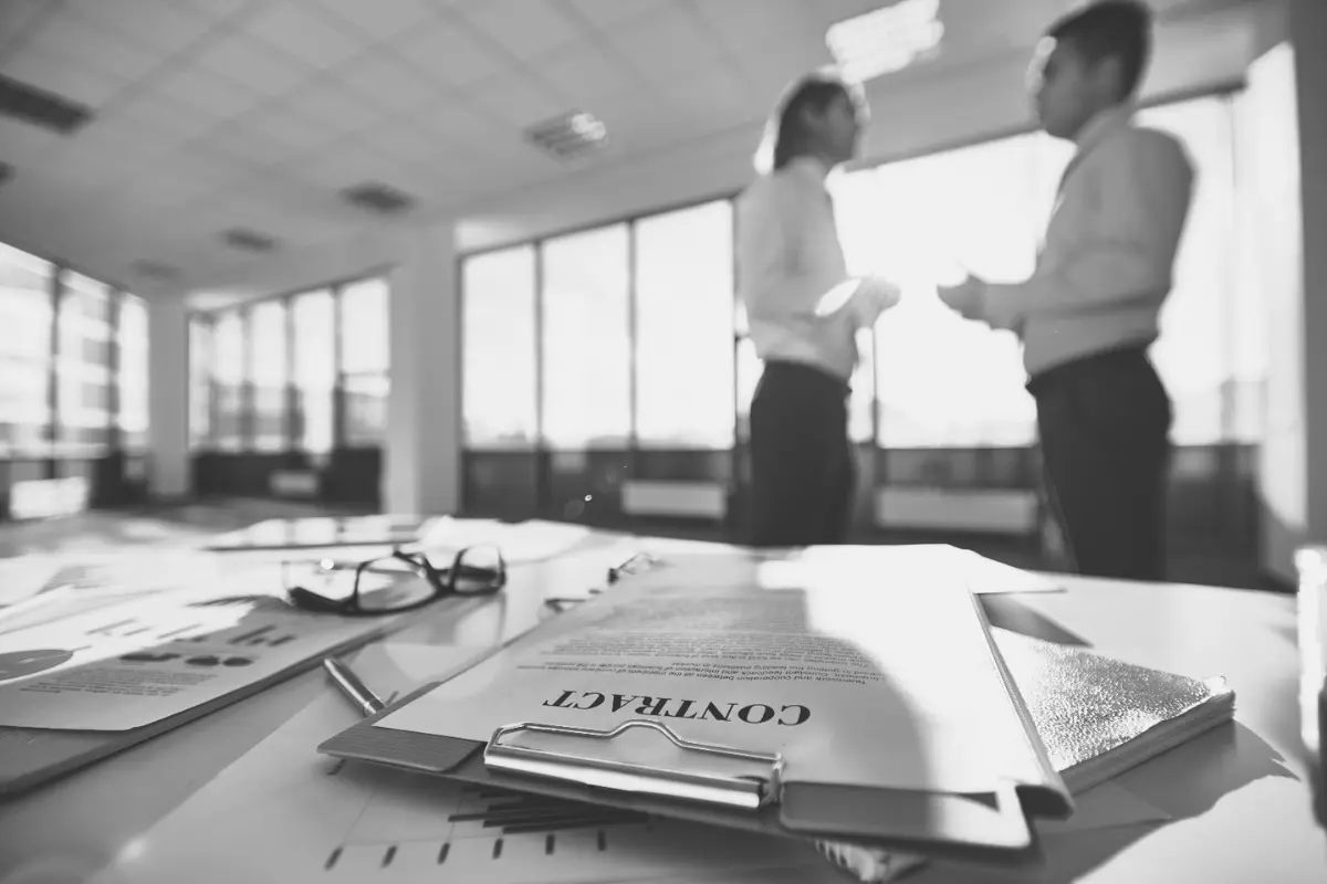 La globalización y la interconectividad digital han revolucionado el mundo laboral y, con esto, también se ha expandido el abanico de posibilidades para las personas de todo el mundo. Foto: