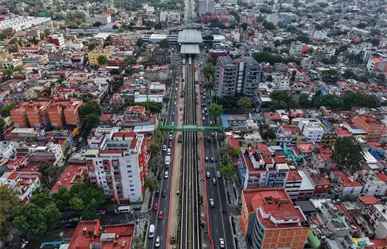 FOTOS | Así luce la construcción de la calzada flotante sobre la Línea 2 del Metro CDMX