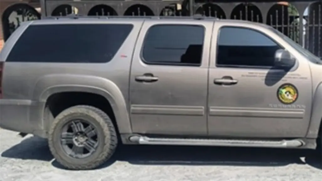 Detienen a tres hombres por extorsión tras exigir dinero a contratista en Monterrey