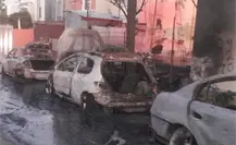 Incendio en Santa Catarina afecta a 15 vehículos y  8 casas