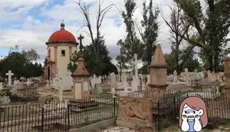 Panteón de Oriente de Durango proyectará películas de terror entre sus tumbas y de noche