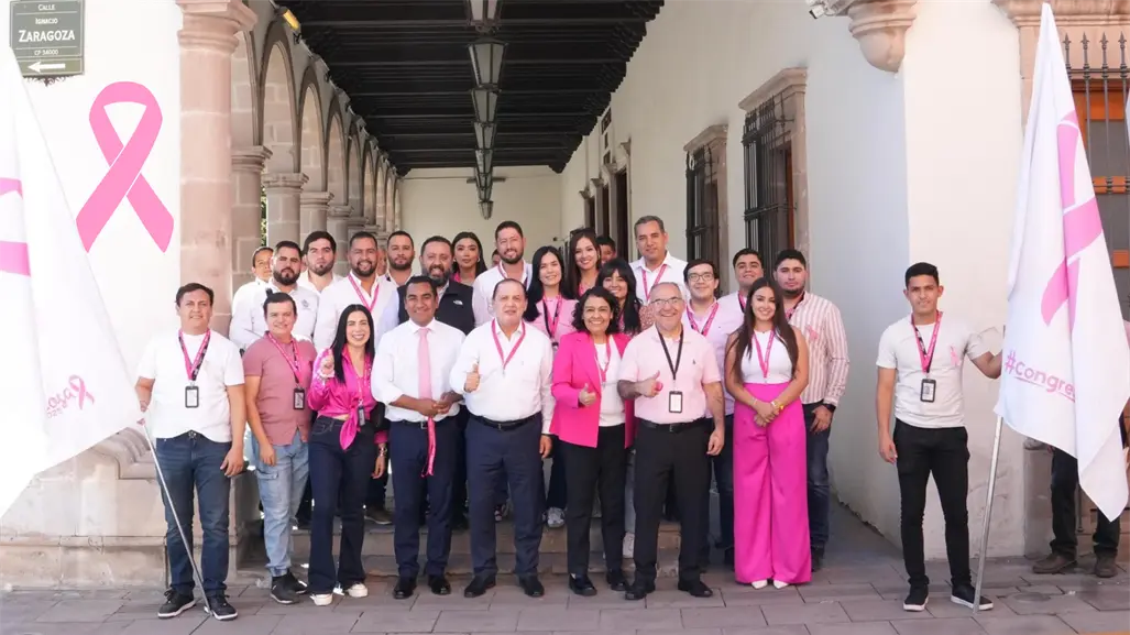 VIDEO | El conmovedor mensaje de empleados del Congreso para prevenir el cáncer de mama