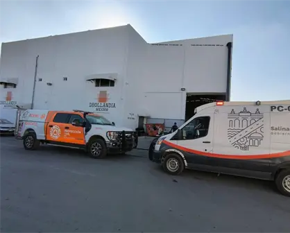 Elevador cae sobre persona en zona industrial de Salinas Victoria, Nuevo León