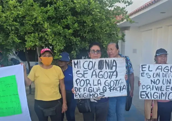 Protestan en Cabo San Lucas contra OOMSAPAS por desabasto de agua y recibos de hasta 1,600 pesos