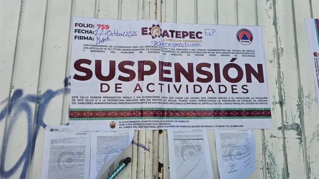 Suspenden fábrica en Ecatepec tras incendio de colchones; vecinos habían denunciado irregularidades