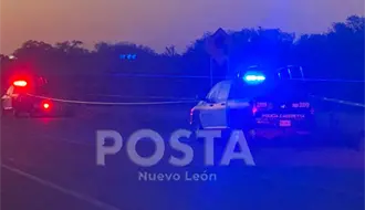 Hallan cuerpo en descomposición en carretera de Cadereyta