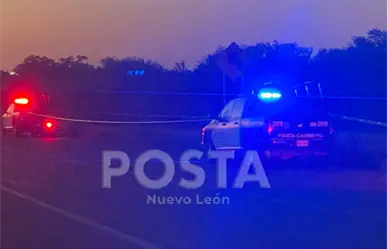 Hallan cuerpo en descomposición en carretera de Cadereyta