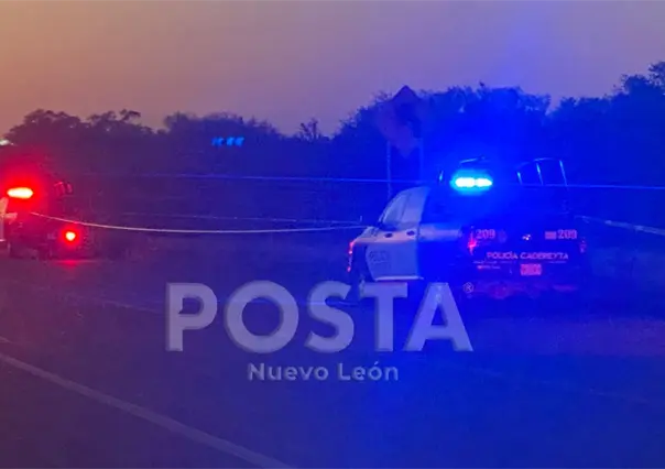 Hallan cuerpo en descomposición en carretera de Cadereyta