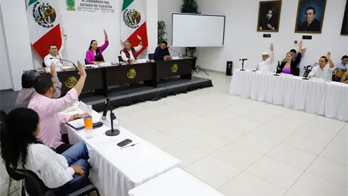 Reforma a la Ley del ISSTEY sería realidad: diputados yucatecos votan a favor de la iniciativa en comisiones