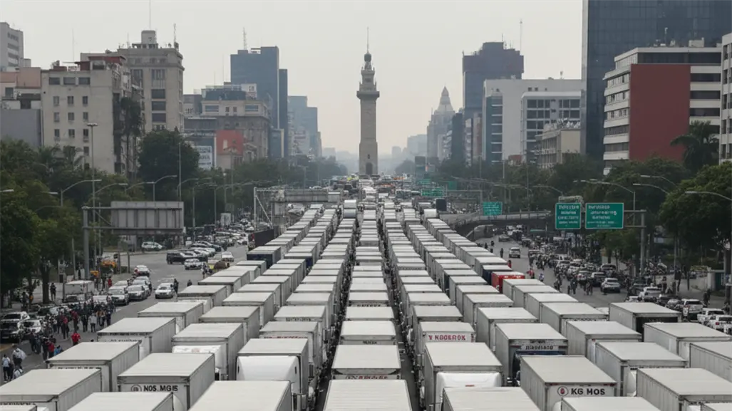 Habrá megabloqueo de transportistas en CDMX y esta es la razón detrás de sus protestas