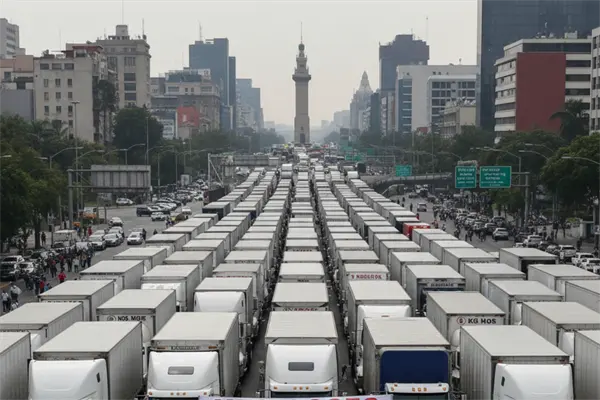 Habrá megabloqueo de transportistas en CDMX y esta es la razón detrás de sus protestas