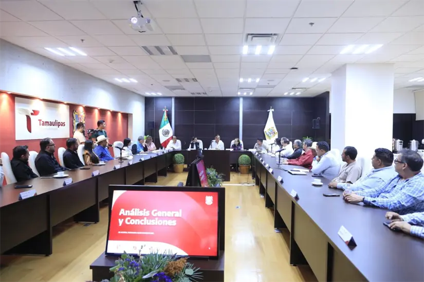 imagen recuadro En la reunión asistieron representantes de marcas reconocidas y autoridades estatales | Foto: gobierno de Tamaulipas