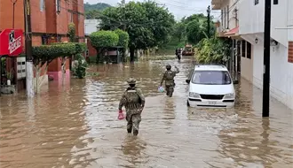 Suman 79 muertos por lluvias en cinco estados; avanza rehabilitación eléctrica, servicios y censo