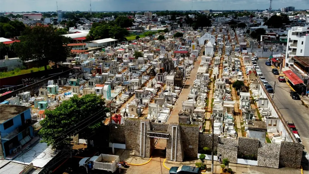 Tres datos sorprendentes del Panteón Central de Villahermosa