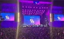 Arranca el escenario principal del Festival Santa Lucía con Hands Percussion y show de drones Arranca el escenario principal del Festival Santa Lucía con Hands Percussion y show de drones