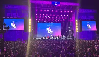 Arranca el escenario principal del Festival Santa Lucía con Hands Percussion y show de drones
