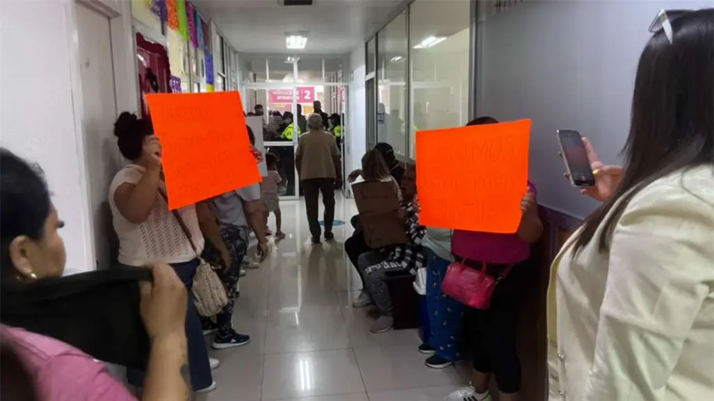 Familiares de Judith Alejandra irrumpen el Hospital Materno Infantil de Durango