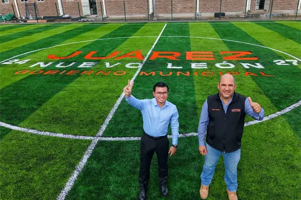 Félix Arratia inaugura Espacio de Unidad Los Puertos con cancha y áreas recreativas Félix Arratia inaugura Espacio de Unidad Los Puertos con cancha y áreas recreativas