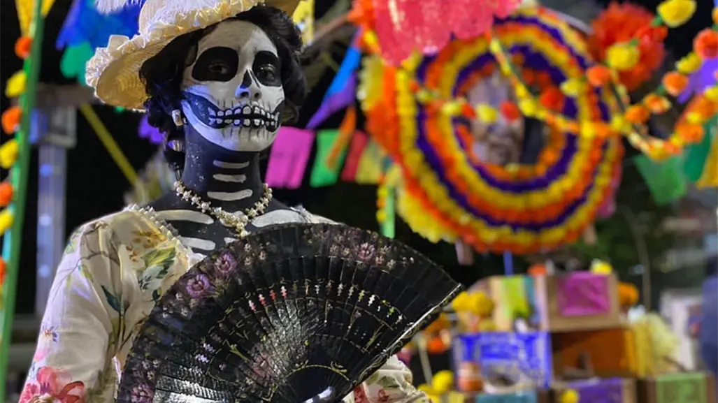El pueblo mágico a pocas horas de CDMX que recuerda al creador de la Catrina con el Festival de las Calaveras
