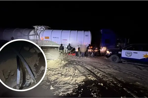 Dos hombres de Tamaulipas detenidos tras aseguramiento de huachicol en Coahuila Dos hombres de Tamaulipas detenidos tras aseguramiento de huachicol en Coahuila