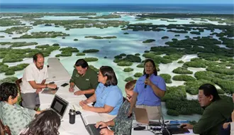 Buscan sumar esfuerzos por la conservación de los manglares de Yucatán durante un foro