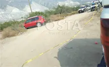 Localizan a mujer sin vida dentro de camioneta en Santa Catarina Localizan a mujer sin vida dentro de camioneta en Santa Catarina