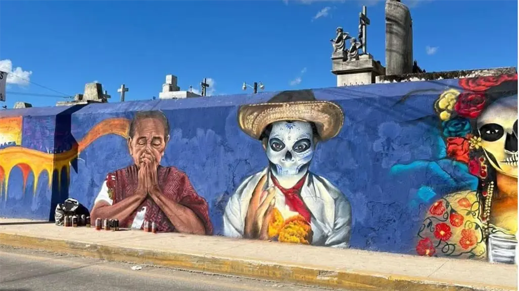 Pixán Graf transforma el cementerio de Kanasín con murales que honran el Janal Pixán y la cultura yucateca