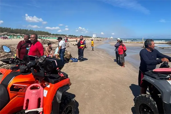 Pareja poblana se lleva el susto de su vida en playa Miramar Pareja poblana se lleva el susto de su vida en playa Miramar