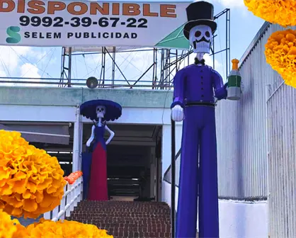 Adornos alusivos al Día de Muertos embellecen La Placita en Mérida 