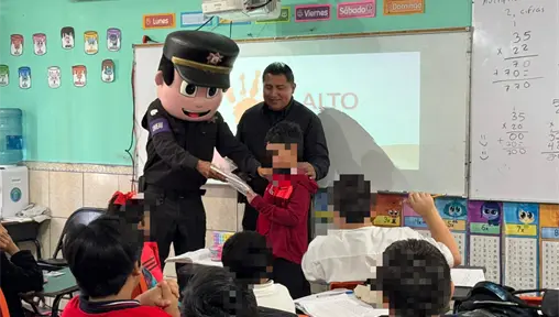 Enseña Guardia Estatal a niños de Nuevo Laredo a navegar seguros en internet Enseña Guardia Estatal a niños de Nuevo Laredo a navegar seguros en internet