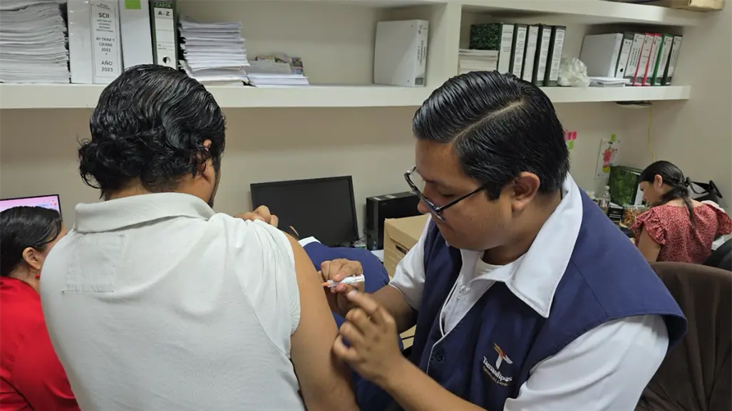 Arranca en Tamaulipas la campaña de vacunación contra influenza, COVID-19 y neumococo