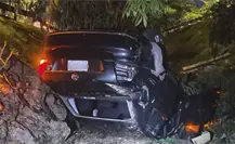 VIDEO | Auto cae desde un puente en el Periférico de Mérida tras cerrarle el paso a una camioneta VIDEO | Auto cae desde un puente en el Periférico de Mérida tras cerrarle el paso a una camioneta