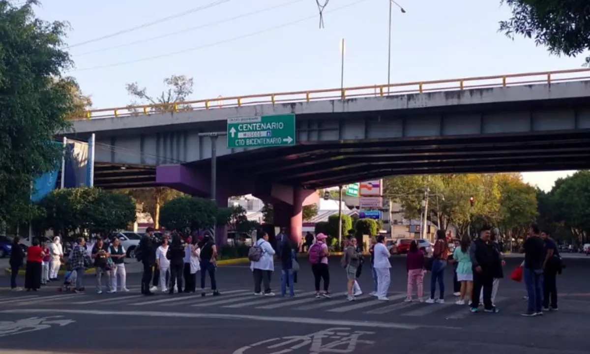 Bloqueo vial en CDMX      Foto: X (@OVIALCDMX)