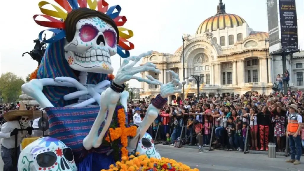 5 cosas que todo visitante debe conocer antes de asistir al Desfile de Día de Muertos en CDMX