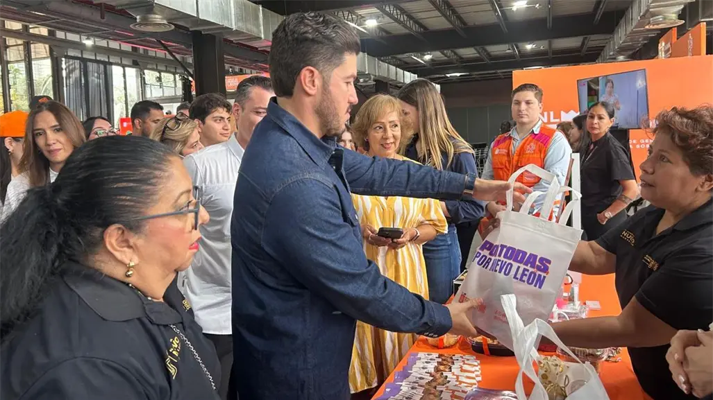 Mariana Rodríguez y Samuel García inauguran el Mercadito Hecho en Nuevo León para celebrar el emprendimiento femenino