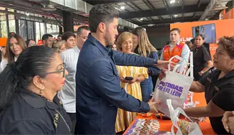 Mariana Rodríguez y Samuel García inauguran el Mercadito Hecho en Nuevo León para celebrar el emprendimiento femenino