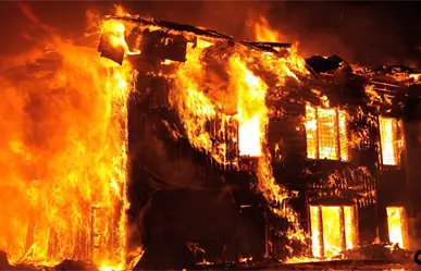 Controlan incendio en vivienda de San Pedro Garza García; no hay heridos