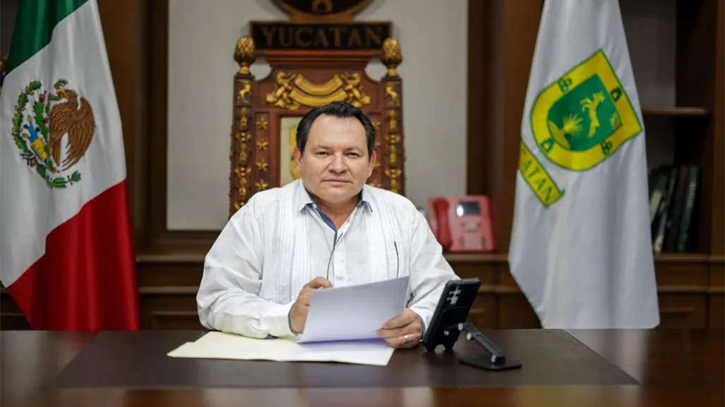 Joaquín Díaz Mena destaca aprobación y beneficios de la reforma al ISSTEY en Yucatán