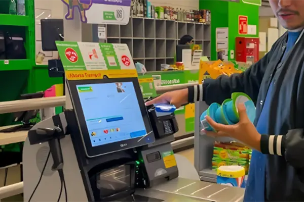 Voz en maya llega a cajeros de autocobro en Walmart y Aurrera de la Península de Yucatán Voz en maya llega a cajeros de autocobro en Walmart y Aurrera de la Península de Yucatán