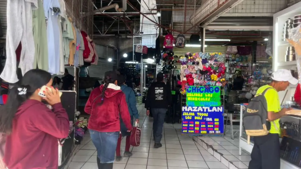 Comerciantes del Ex Cuartel Juárez piden diálogo con la CFE por esta razón