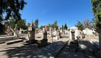 ¿Cómo se actualiza el título de propiedad en el panteón de Durango?