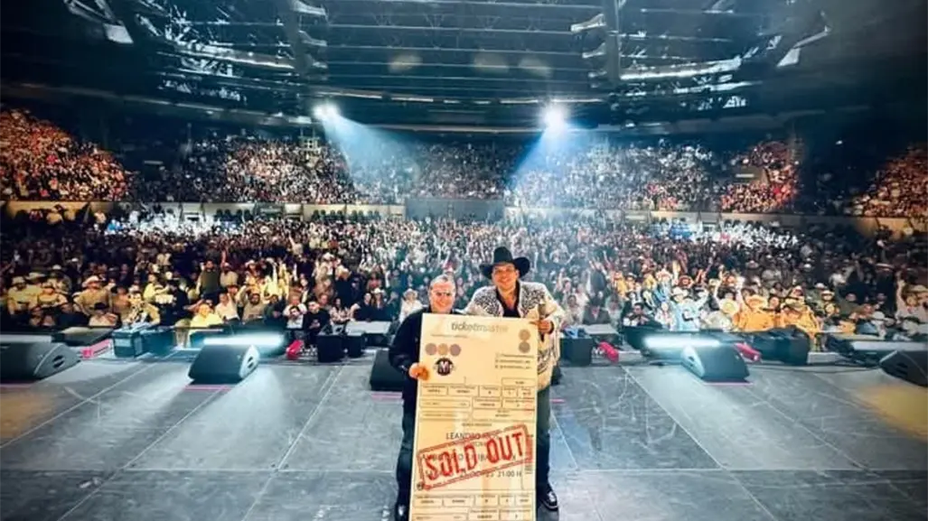 Leandro Ríos hace vibrar el Auditorio Banamex con su mejor repertorio musical e invitados