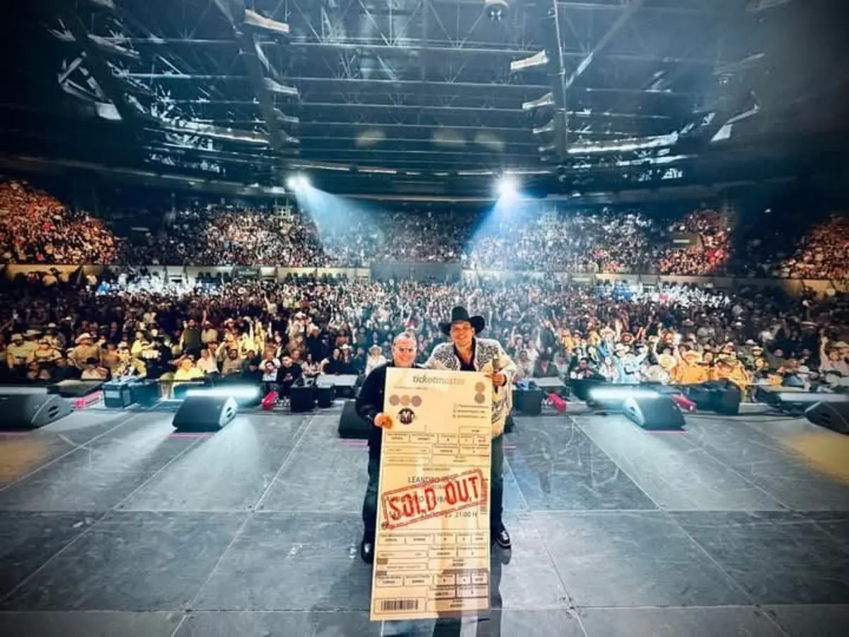 Leandro Ríos hace vibrar el Auditorio Banamex con su mejor repertorio musical e invitados Foto: Remex Music