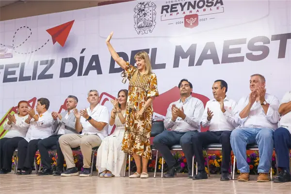 Gobierno de Reynosa festeja a los maestros... en octubre Gobierno de Reynosa festeja a los maestros... en octubre