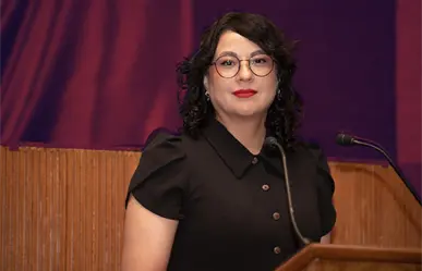 Grecia Benavides impulsa exhorto para revisar el impacto social de la deuda de la REA