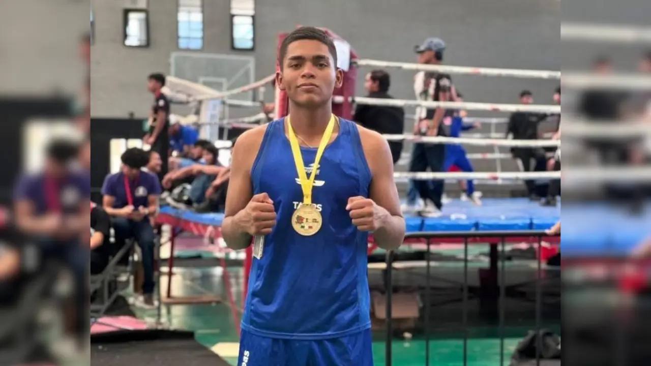 Hugo Herrera, campeón nacional e internacional del Torneo de Boxeo Federado Sur Sureste Edición Oaxaca 2025 | Foto: Perla Herrera